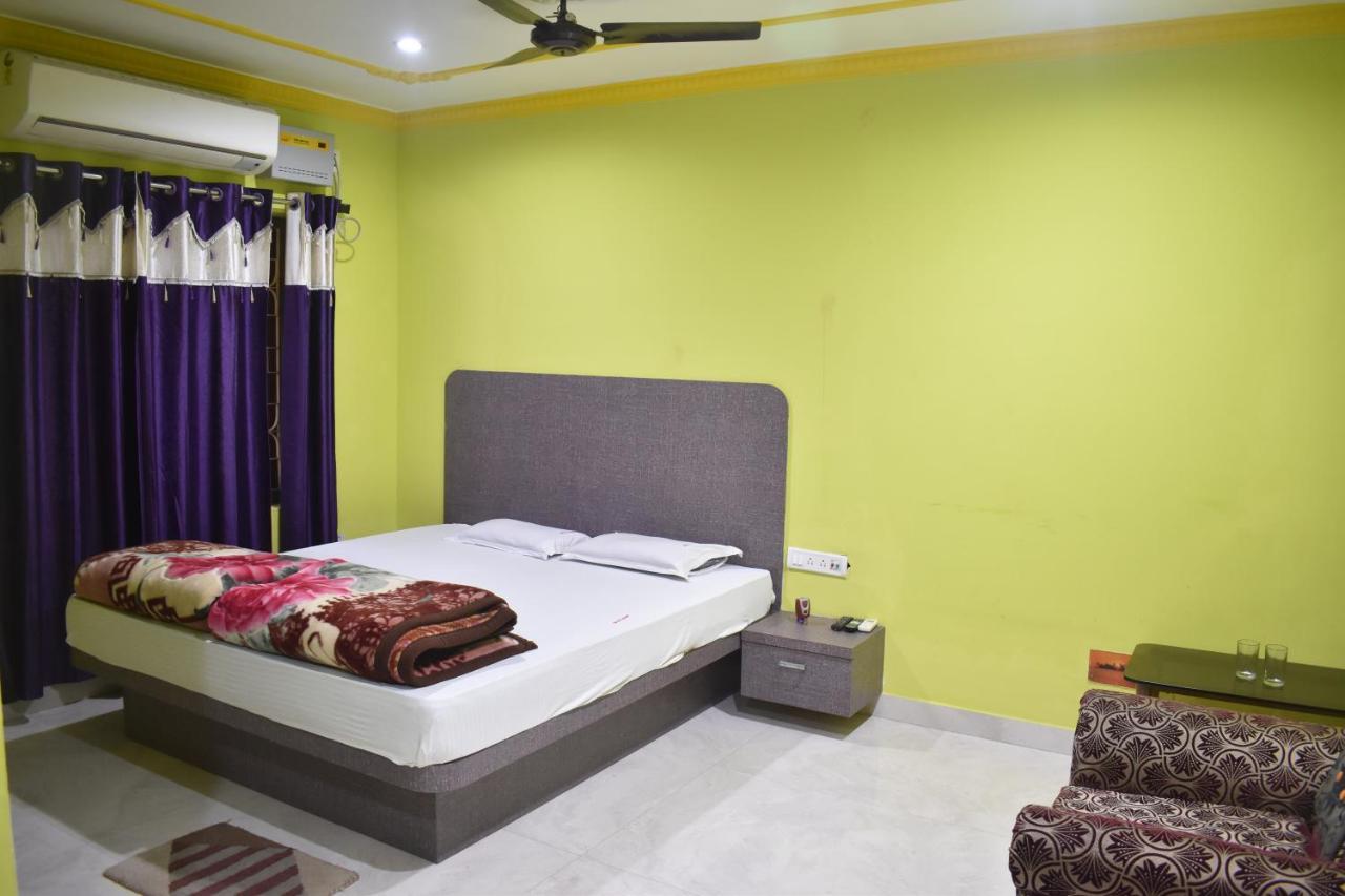 Hotel suraj Balasore Extérieur photo