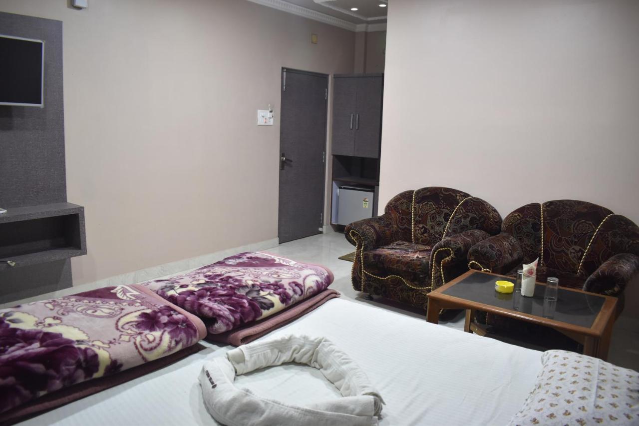 Hotel suraj Balasore Extérieur photo