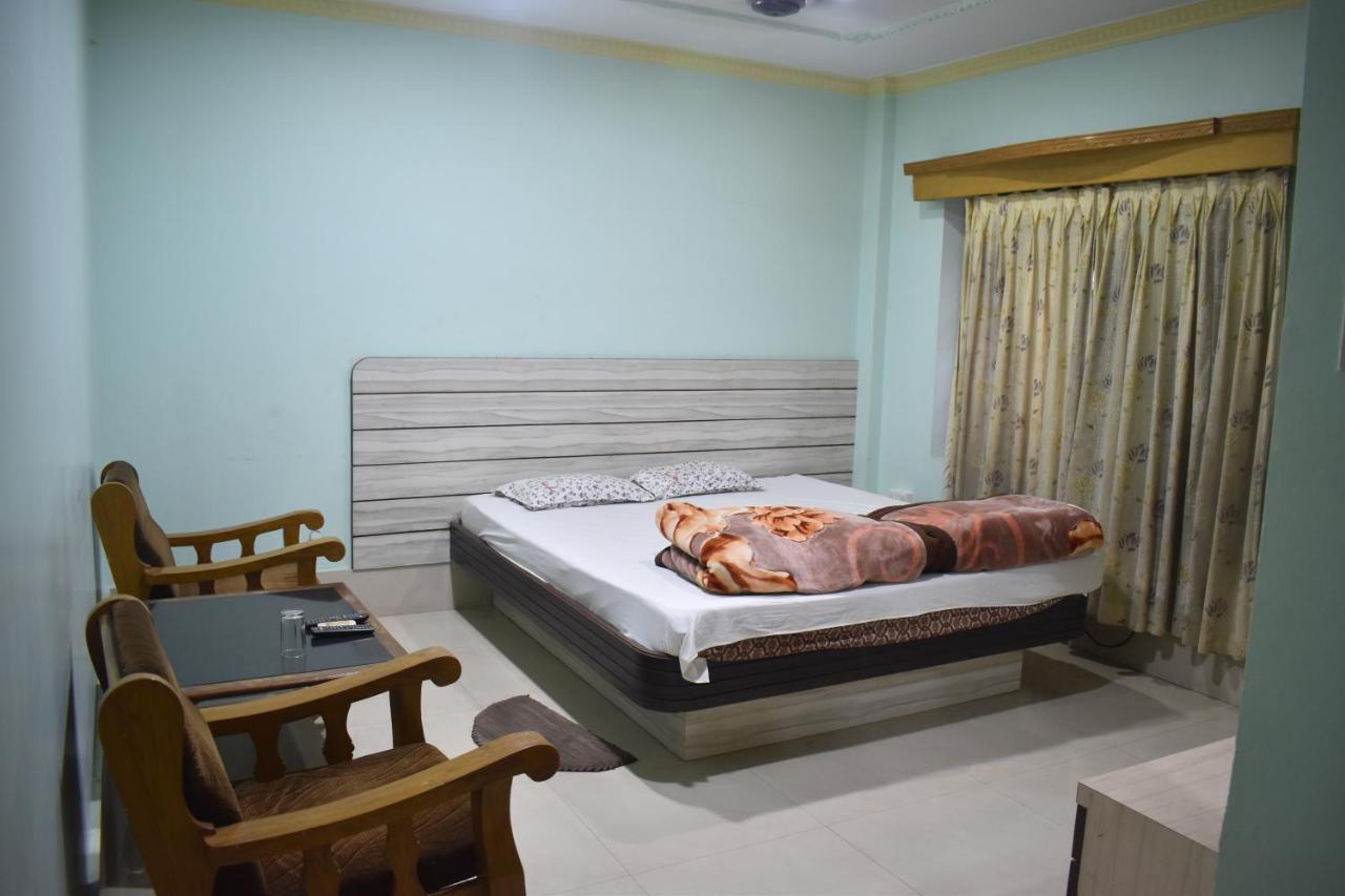 Hotel suraj Balasore Extérieur photo