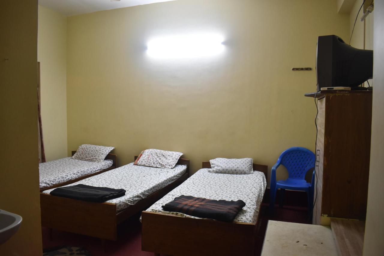 Hotel suraj Balasore Chambre photo